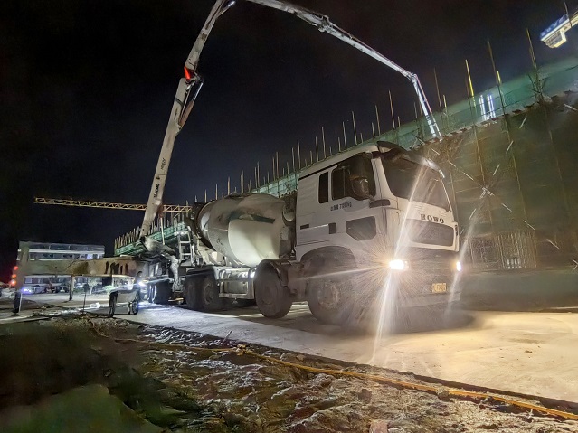 夜战淮北！600方C35，NG官网“泵+搅”协同